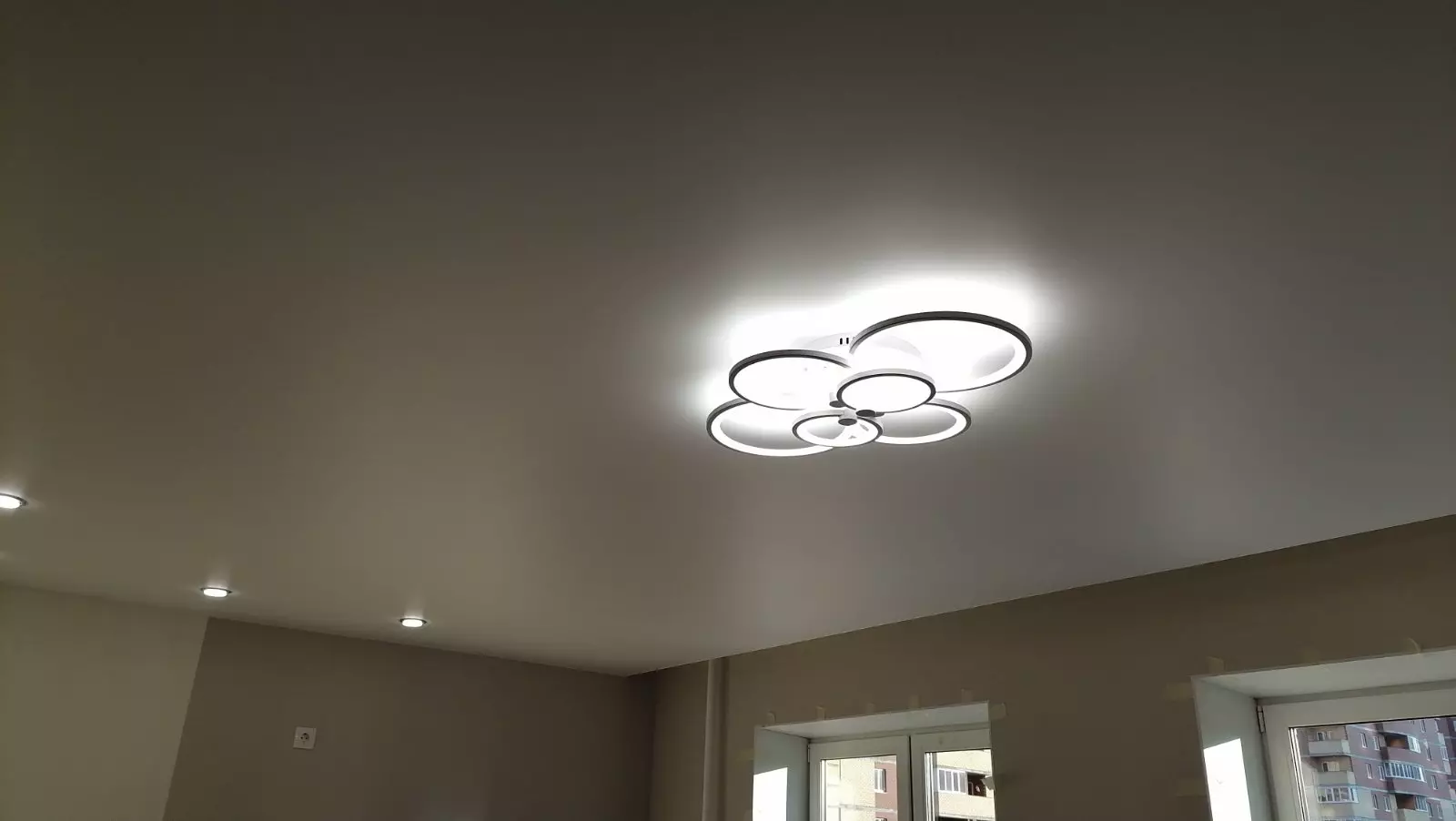 Луганск, Чертыгашева, 114, фото 2